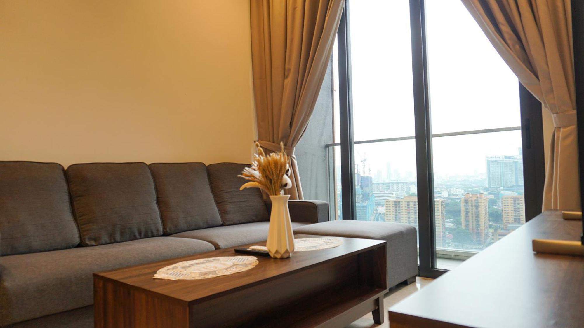 Harmony Luxury Suites At Lucentia Bukit Bintang City Center Куала Лумпур Екстериор снимка